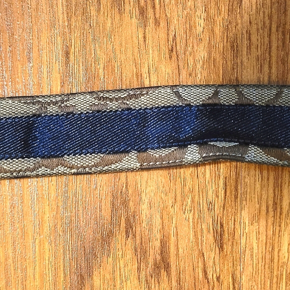 Authentic Coach Signature Belt - Picture 3 of 5